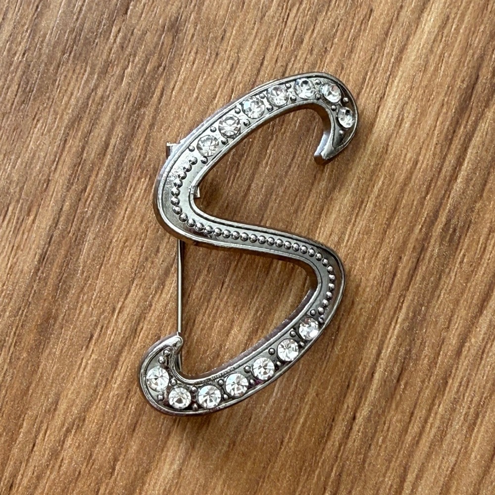 Unbranded Silver Rhinestone Letter S Brooch Unisex Initial Script Pin